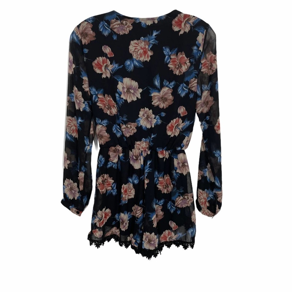 ASTR Floral Lace Trim Long Sleeve Romper Black XS - Picture 13 of 13